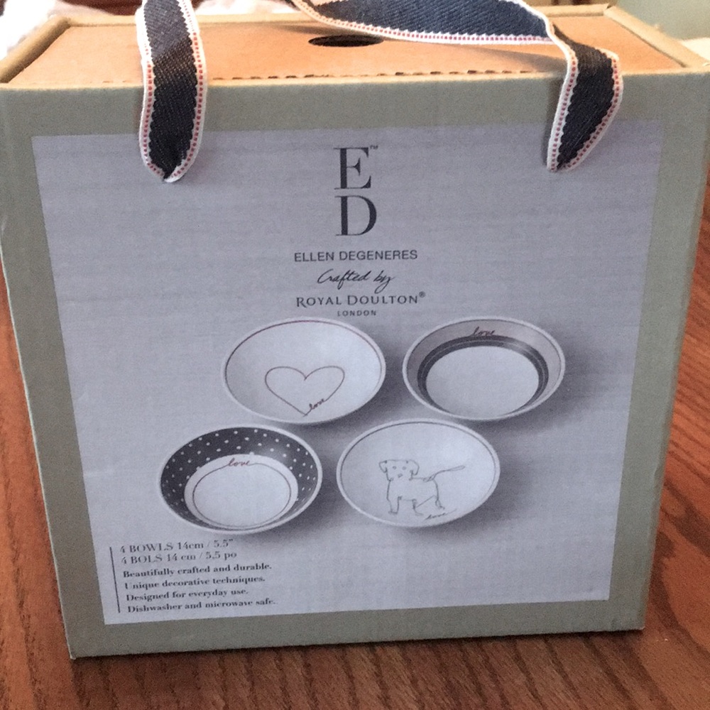 Ellen Degeneres Royal Dalton Bowls Set